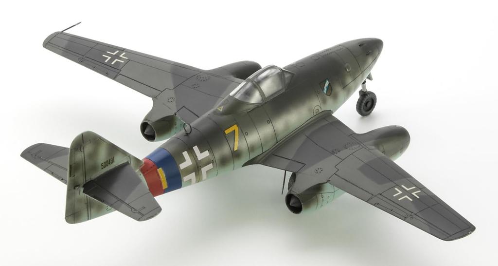 Hasegawa Messerschmitt Fighter Plastic Model Kit 02532 1/72 Me262A-1a “7th Wing”
