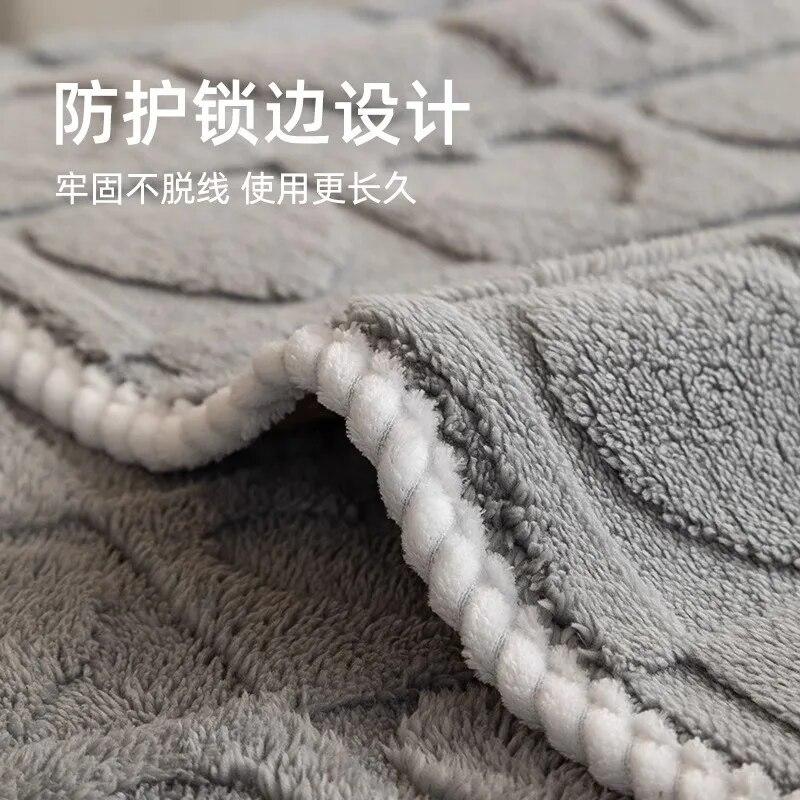 Jesień Zima Zagęszczony Aksamit Shu Poduszka na Sofę Pluszowa Poduszka Pokrowiec na Sofę 2/3/4-osobową Lekki Luksusowy Pokrowiec na Sofę Żakardowy List Sofe Cover