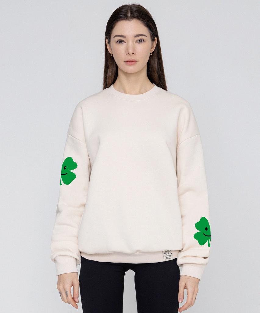 GRAVER [Unisex] Multi Clover Smile Drawing Sweatshirt_Cream