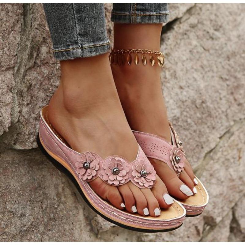 New Design Floral Beach Flip-Flops for Women Comfy Slip-On Summer Slides Versatile Casual Outdoor Footwear Slippers Plus Size 43