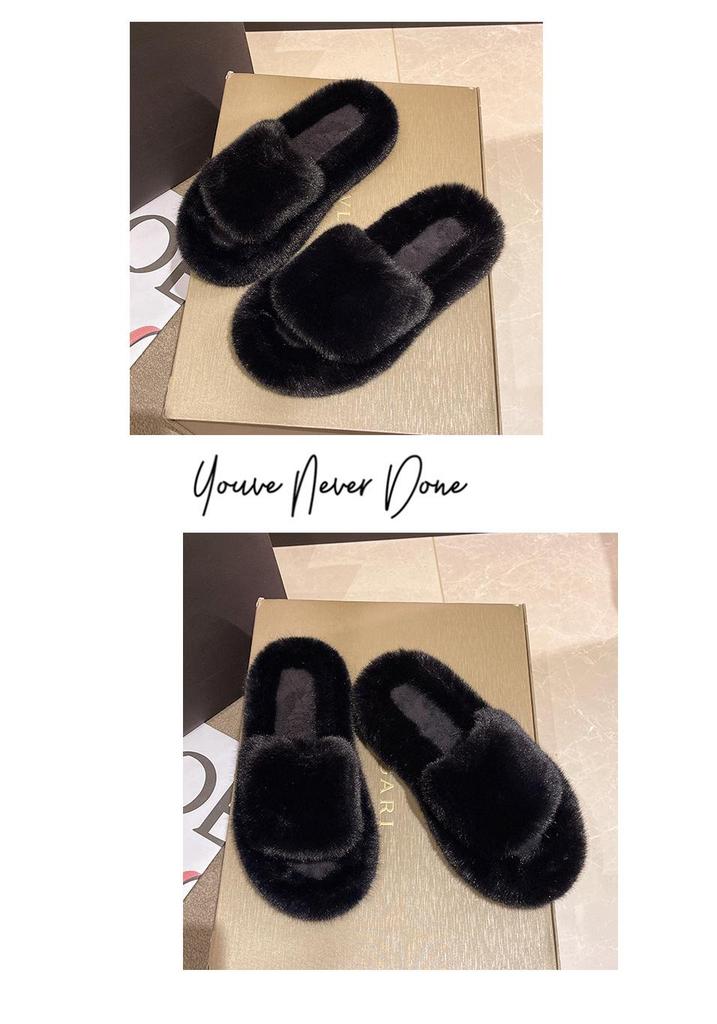 New 2024 Korean Style Plus Size Women's Thick Sole Fur Flip Flops for Outdoor Fashion.