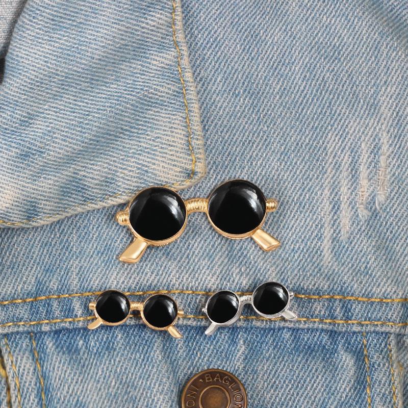 Xiao Zhan Style Mini Sunglasses Brooch Pin – Trendy Accessory for Clothing, Hats, and Bags