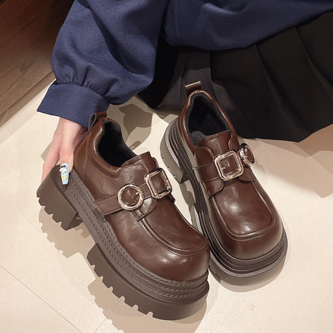 

Inner heightening loafers women s 2025 autumn new fashion casual British style small leather shoes platform Velcro women s shoes 40 коричневий