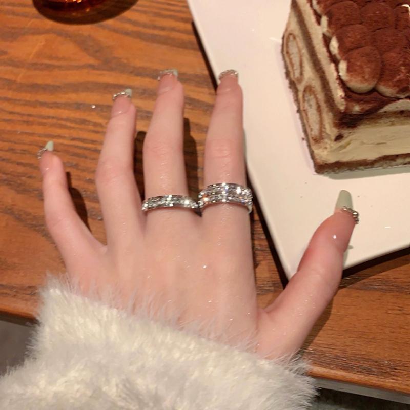 Gypsophila Titanium Steel Finger Rings Niche Design With Full Diamond Rings Gift For Couples Friends