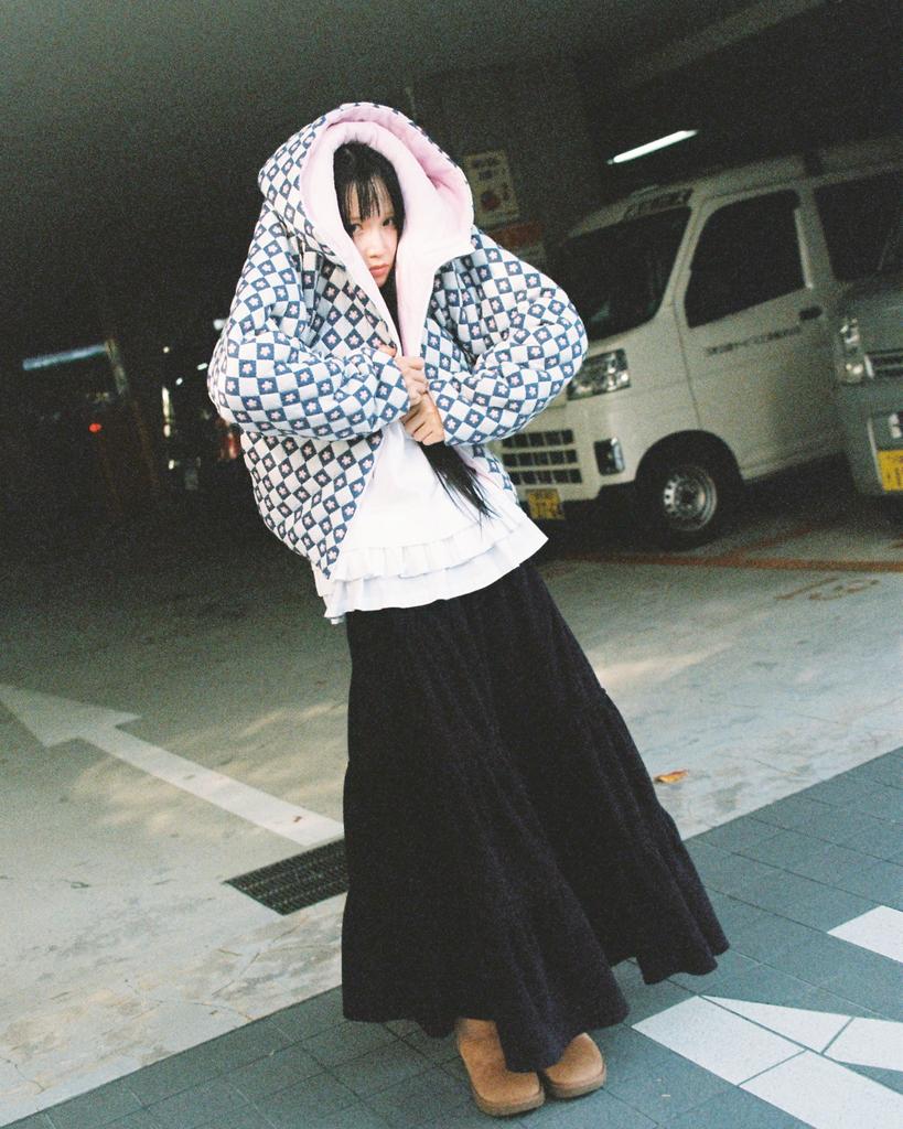 Loaegsyueol Fleece Loose Pocket Tierd Skirt_Black
