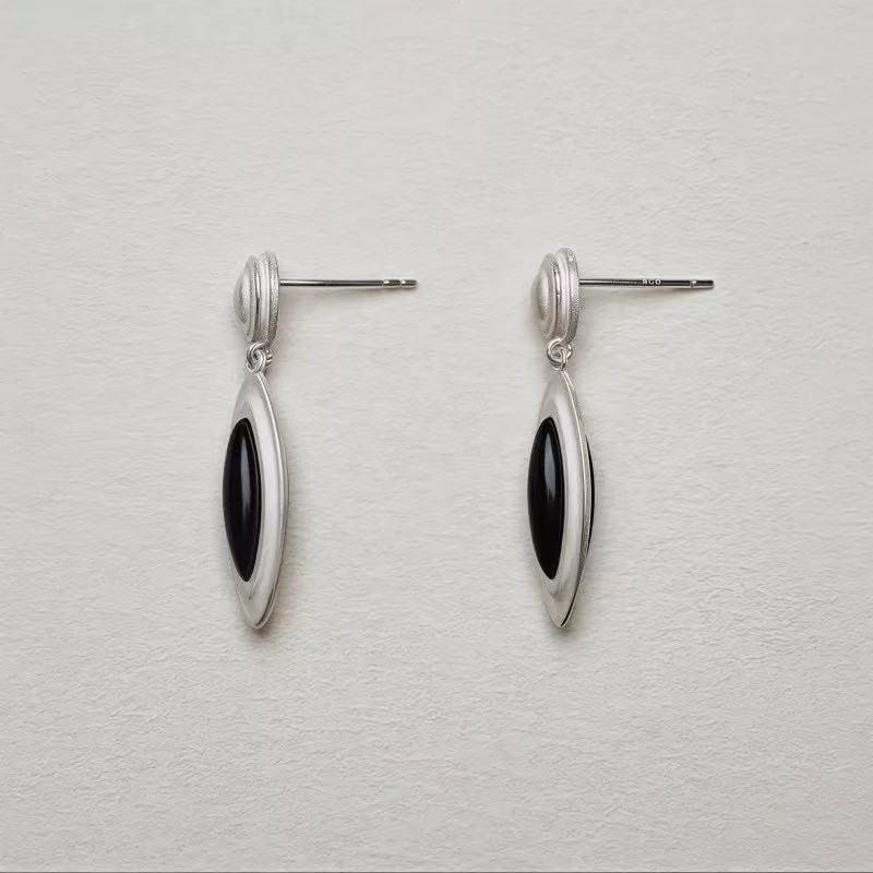 Celebrity Style Oval Shell Slice Dangle Earrings - Elegant and Versatile Fashion Jewelry
