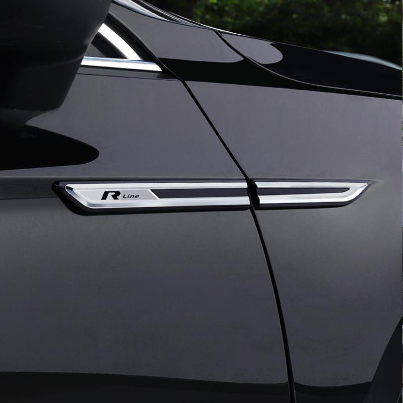 4 pezzi(1Pair) Adesivi per parafango auto con logo R Line in ABS, emblema con lettere Magotan, distintivo per portiera per VW Magotan B8 Rline Styling