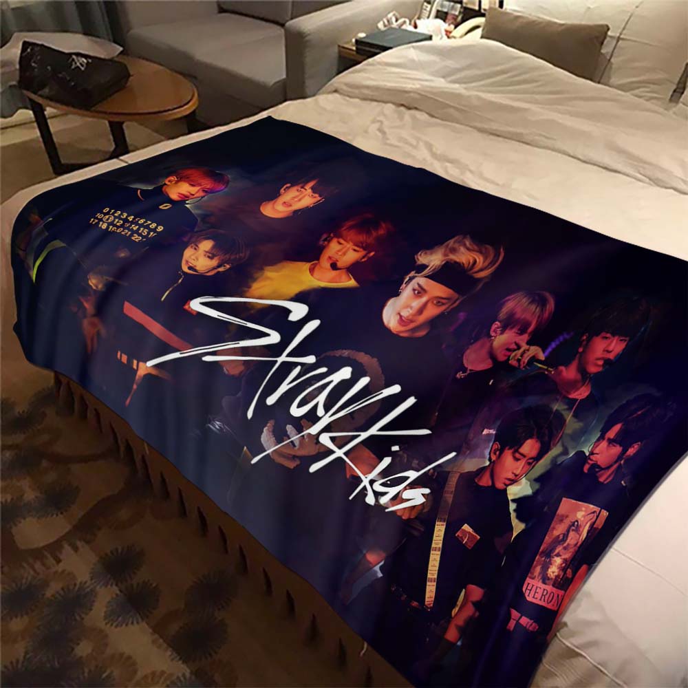 Stray Kids Blanket Soft Sofa Cover Kpop Singer Throw Blanket Flannel Blanket Lightweight Warm Bed Blankets for Bedroom Couch