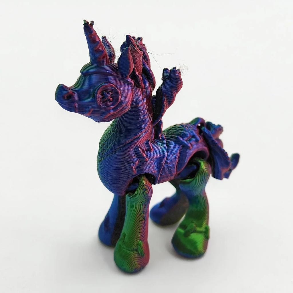 3D-gedruckte Einhörner, Tierspielzeug, Heim-, Zimmer-, Autodekorationen, Schreibtischdekorationen und freie Bewegung der Gelenke