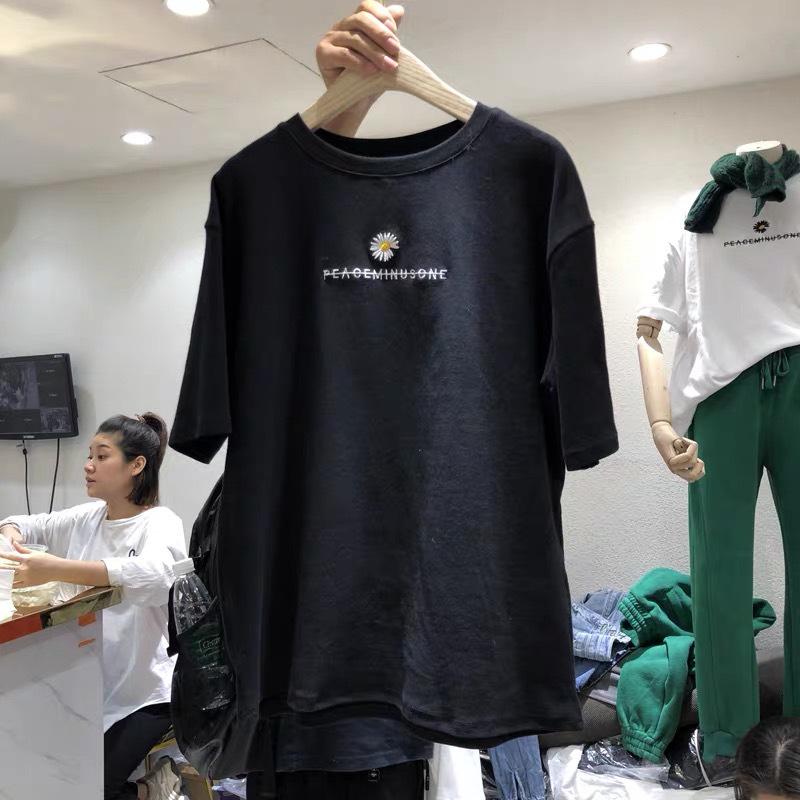 T-shirt for Women's New Summer Loose Korean Version of Small Chrysanthemum Embroidered Student Half-sleeved Top Large Size Women's Clothing