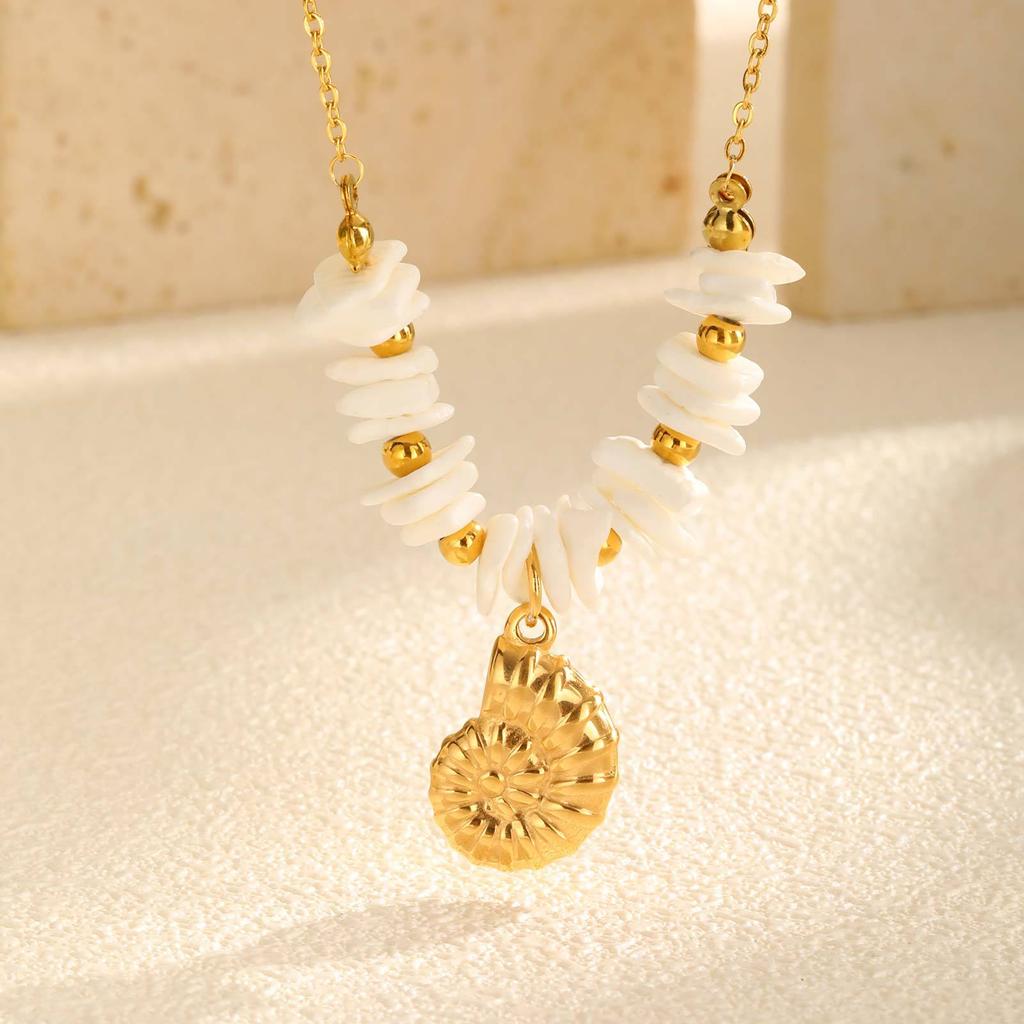 Fashion Jewelry Stainless Steel White Shell Square Conch Gold Necklace Ladies Accessories