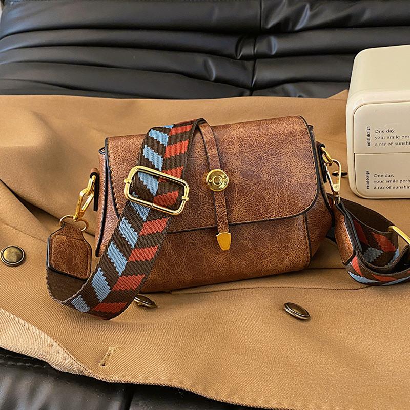 IELGY Fashion Retro Small Square Bag Crossbody All-Match Casual One-Shoulder Female Bag
