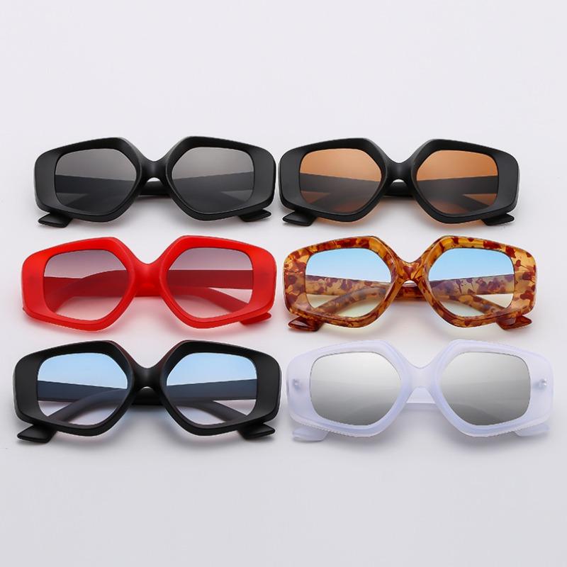 Latest Men Women Stylish Vision Frame Sunglasses Stylishy Designer Sunglasses Women's Versatile Wear High End Luxury Sun Glasses