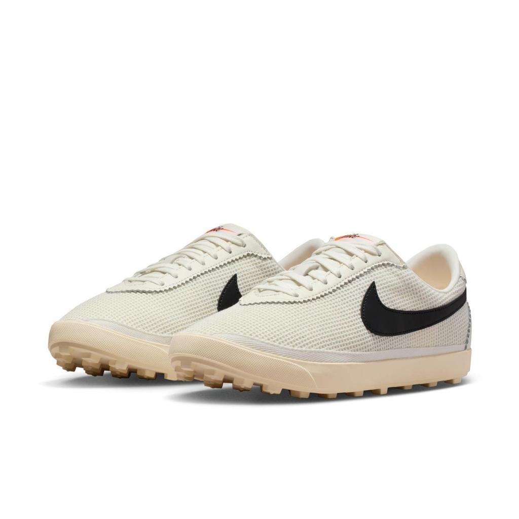 II1248-100 Nike ASTROGRABBER TXT SAIL BLACK-MUSLIN (Women's)