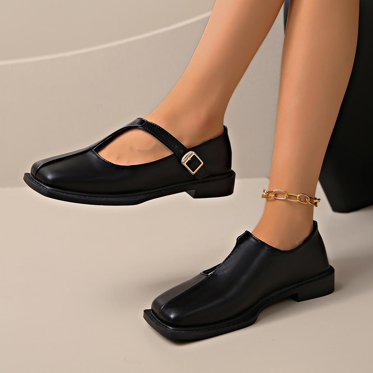 Женские кроссовки 2026 Ретро Квадратный носок На плоской подошве Женские мелкосидящие лоферы Удобные слипоны Женские офисные туфли Мэри Джейн Обувь для женщин 36 чёрный 3290₽