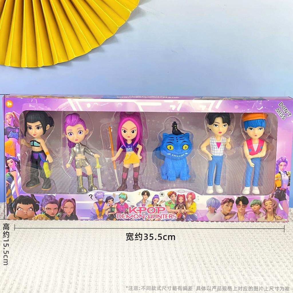 2026 NEW Kpop Figure Model Toy Pvc Cartoon Gaming Peripherals Desk Decoration Set Figures Model Toy for Kid Present