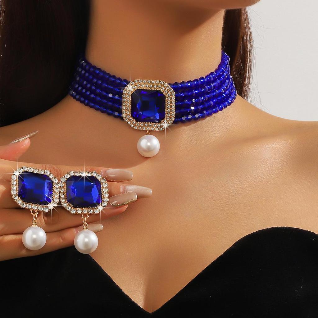 Luxusní vícevrstvý geometrický křišťálový choker a sada barevných náušnic