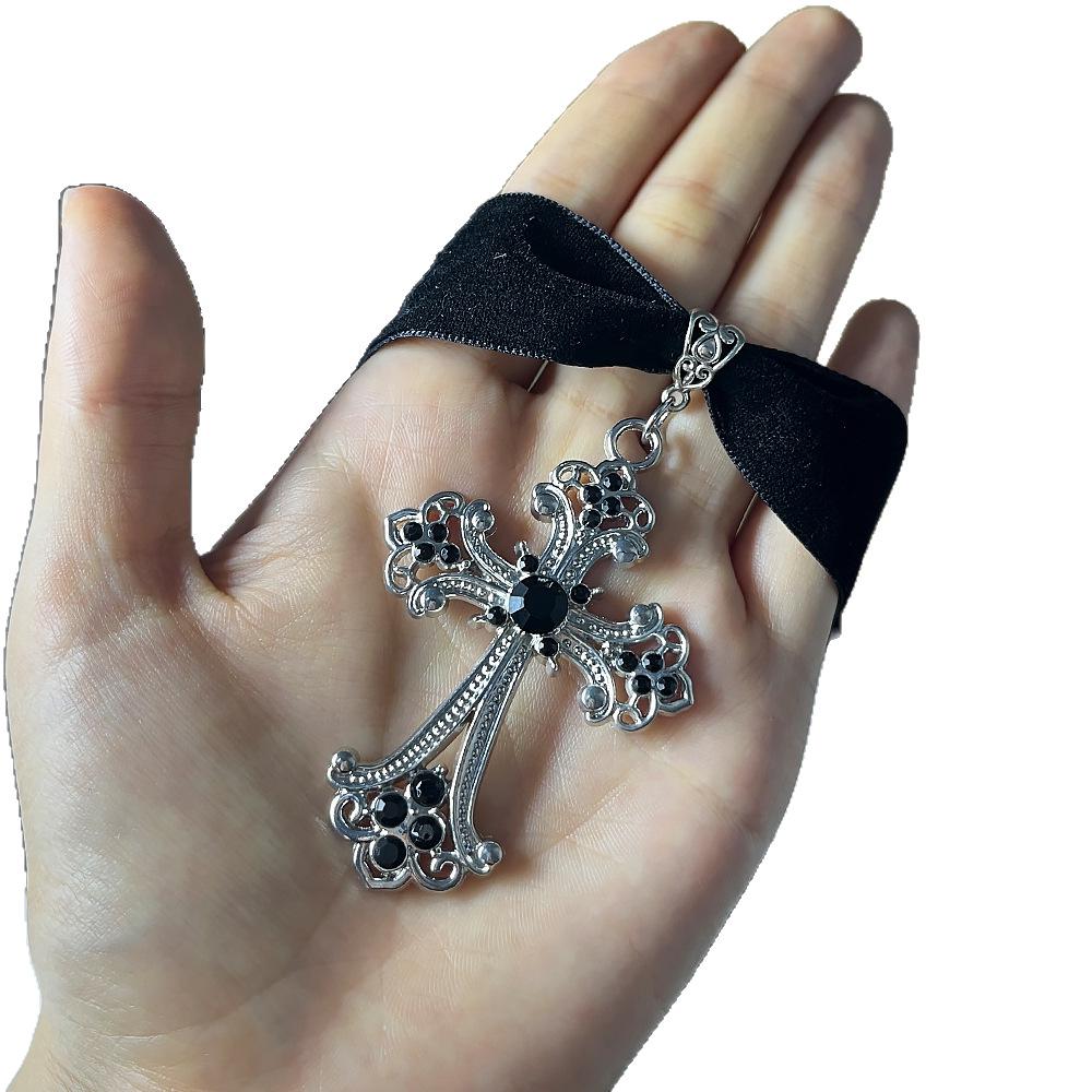 

Gothic Velvet Choker with Floral Pattern and Colorful Cross Pendant