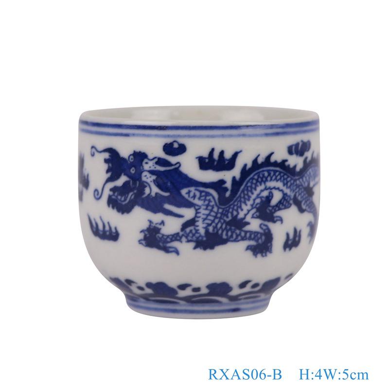 Сине-белая керамическая пиала для чая из Цзиндэчжэня: Ретро китайский стакан для чая и ликера для ежедневного использования