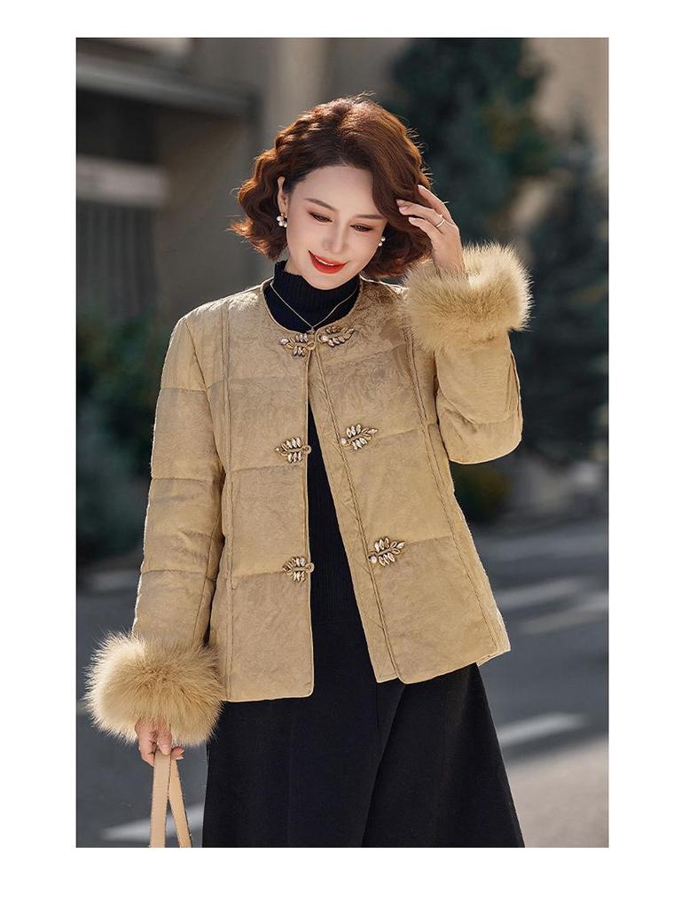 Women's Winter 2025 Jacquard Fox Fur Down Jacket - Short, Round Neck, White Duck Down, New Chinese Style Mother's Coat