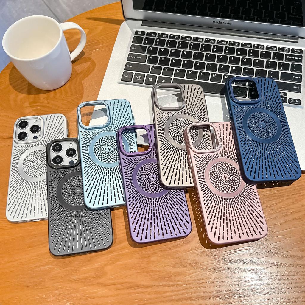 Summer Ice Heat Dissipation Is Suitable for iPhone16 Matte Magnetic Mobile Phone Case Apple 15 All-inclusive Anti-drop Creative Hollow