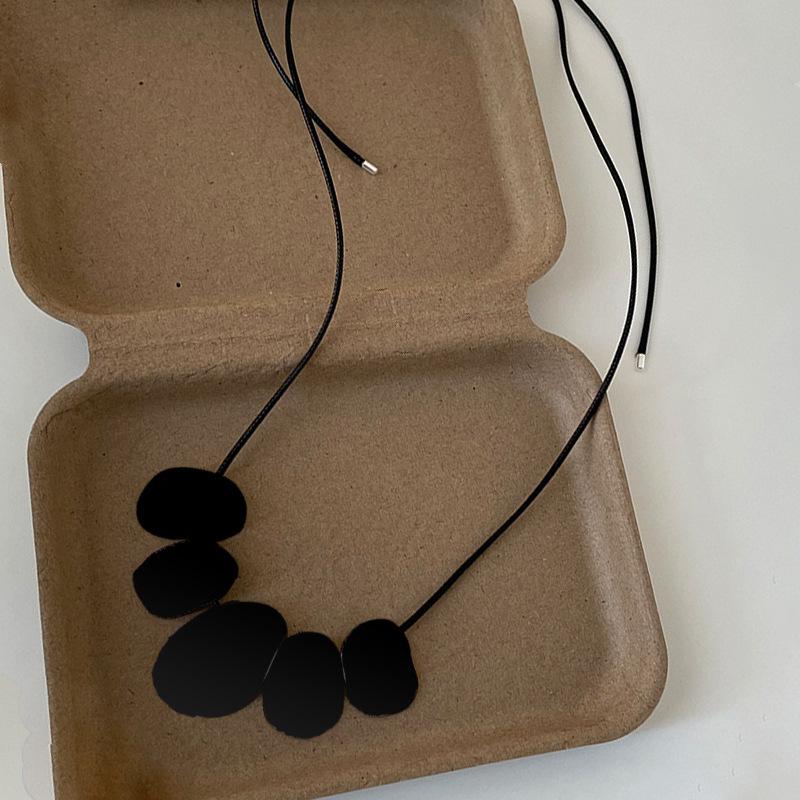 

Модний Тренд Нішевий Преміум Дизайн Чорний Підвіска Намисто Ланцюжок для Светра Універсальний Особистість чорний