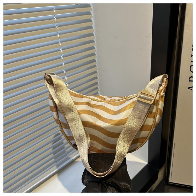 Four Seasons Contrast Color Stripe Fashion Printed Flower Large Capacity Crossbody One Shoulder Underarm Dumpling Women's Bag