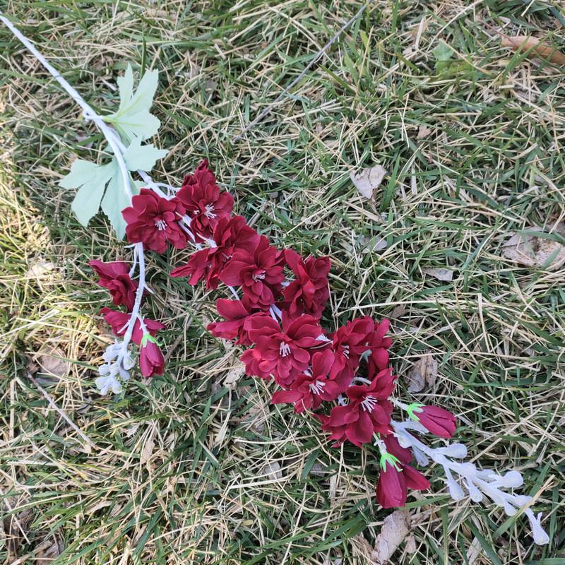 

Флокированные стебли дельфиниума Двойной жаворонок Реалистичные искусственные цветы Свадебный декор