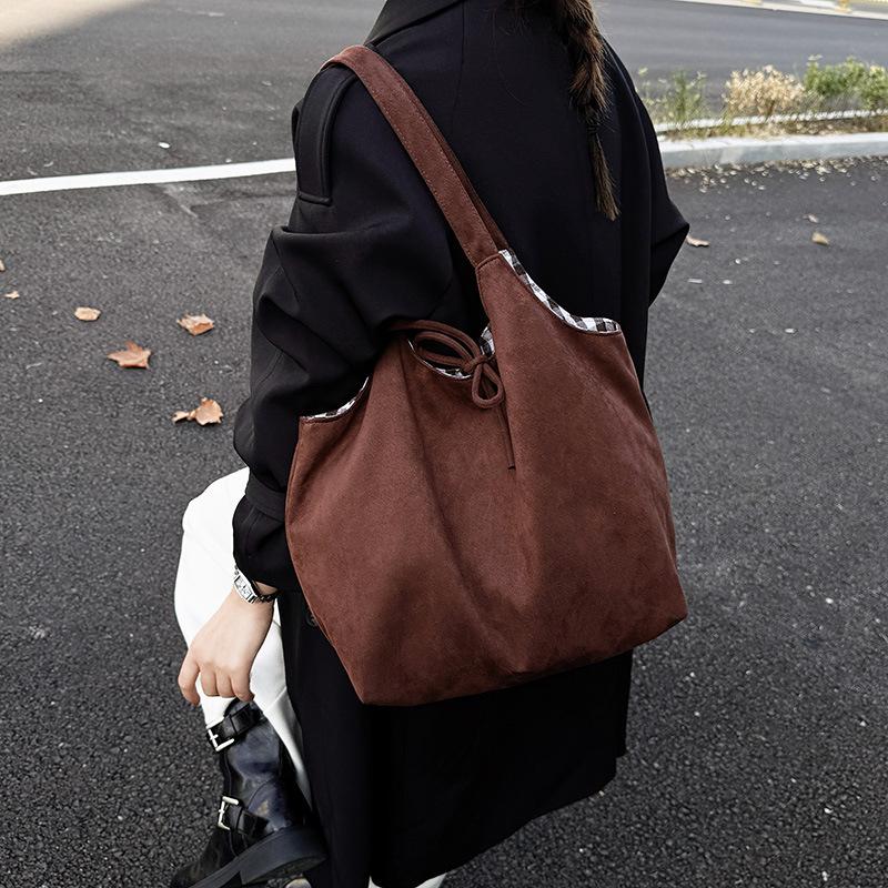 Plaid Large-capacity Class Commuter Bag Tote Bag Cloth Bag 2025 Autumn New Trend Fashion Foreign Shoulder Bag