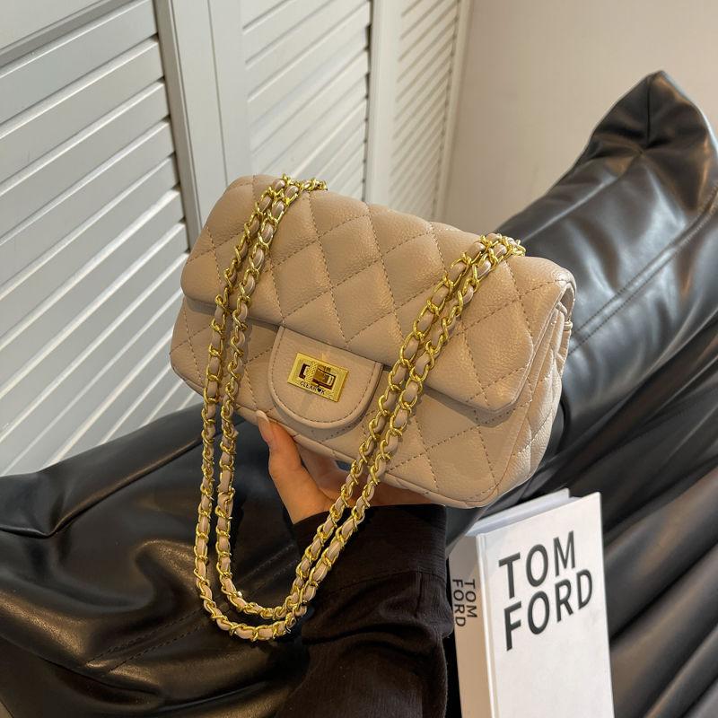 Korean version of fashion chain bag, high-end commuter underarm bag, portable foreign style diamond bag, niche explosion, single shoulder crossbody