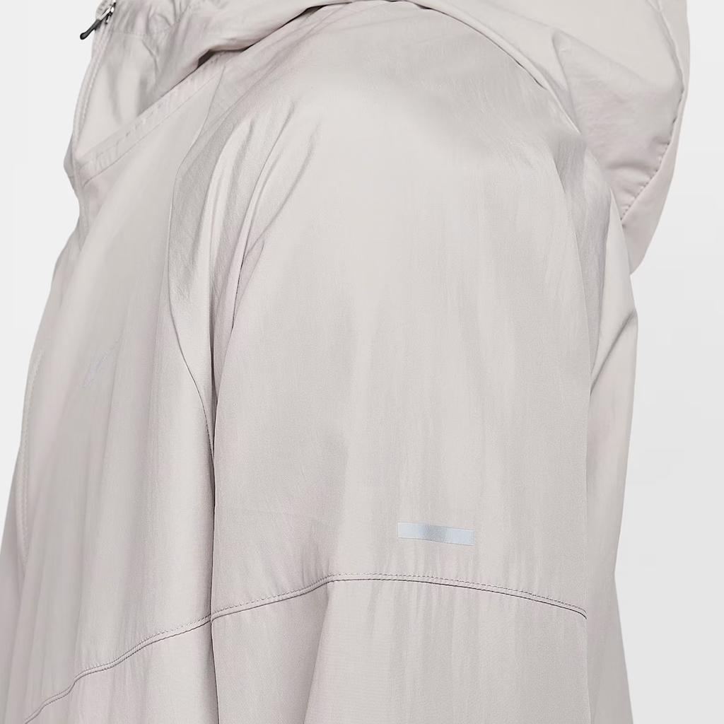 Nike Miler Solid Reflective Water-Resistant Hooded Zip-Up Running Jacket Men jackets DD4747-211