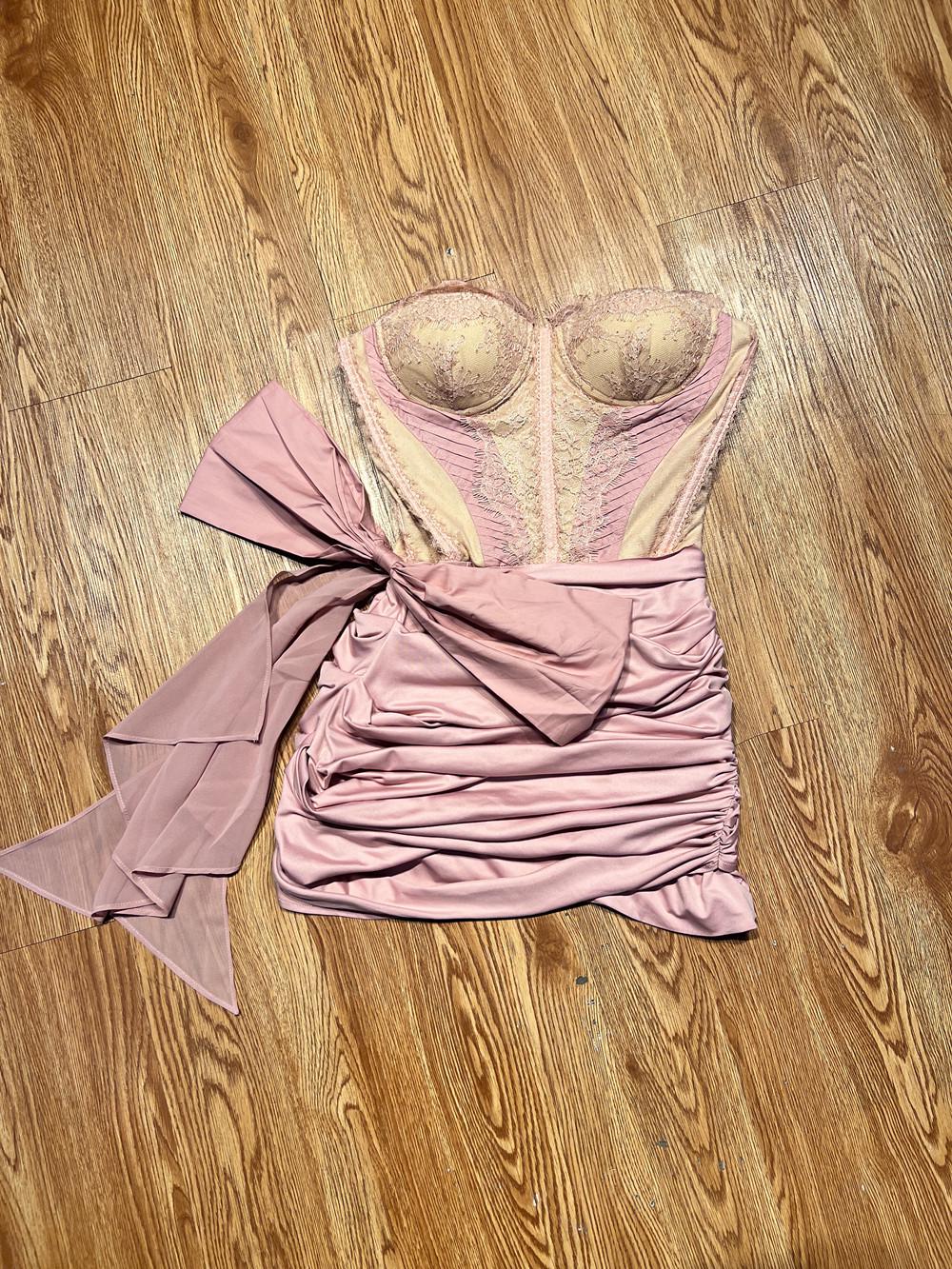 

Нишевый дизайн Горячий топ-труба с облегающей юбкой и сексуальными кружевными оборками Вечернее платье Large