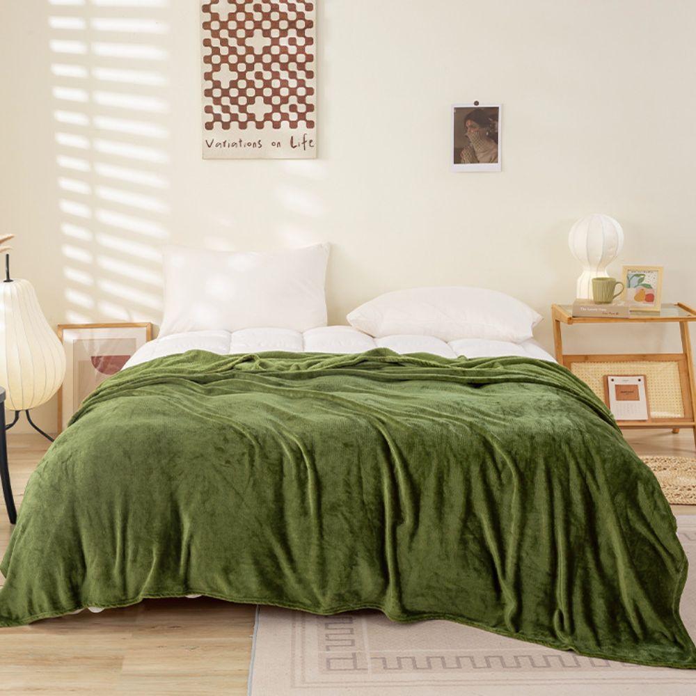 Solid Color Summer Sleep Blanket Skin-friendly Cover Blanket Multipurpose Flannel Blanket Hotel