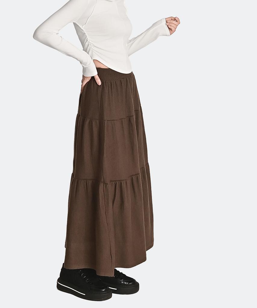 Keulleiseu Tiered Knit Skirt_Black