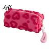 Bolsa de Almacenamiento Multifuncional Peluche Corazón de Amor Estuche para Lápices Gran Capacidad Organizador de Papelería Bolsa con Cremallera Multifunción para Uso Escolar de Oficina Estuche