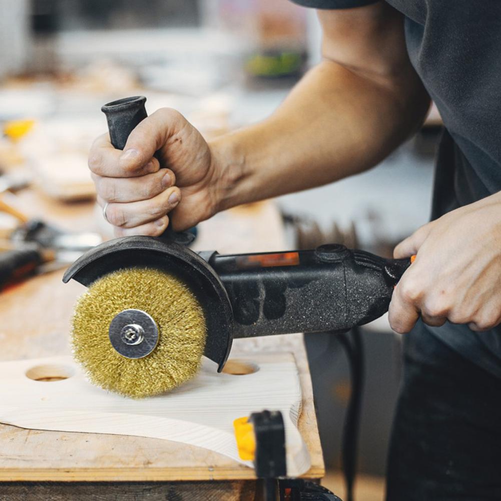 Spindelmontert hjulbørstemontert krympet ståltrådsbørste for rustfjerning