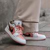 Air Jordan 1 Low GS Light Madder Root Buty Dziecięce Różowe Białe Czarne DM8960-801