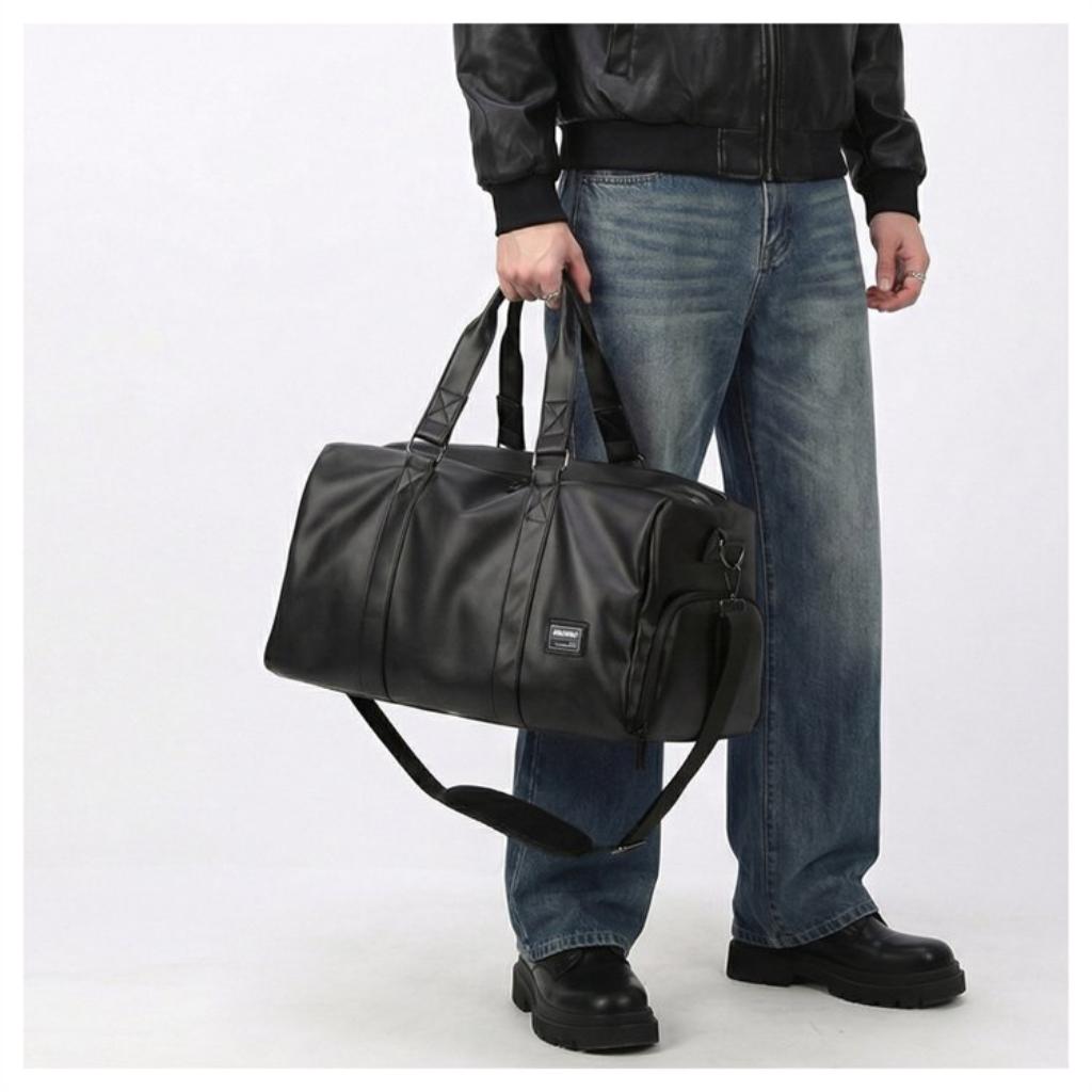 Travel Bag Unisex PU Large Capacity Adjustable Strap Travel Gym