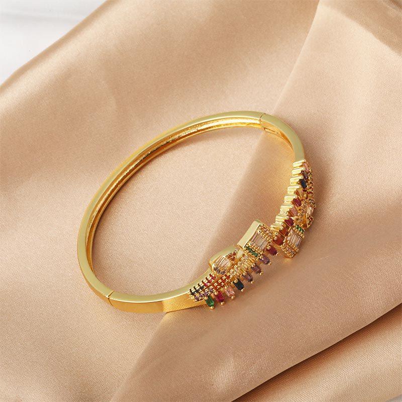 Fashionable Women's Bracelet Stone Versatile Buckle Bracelet