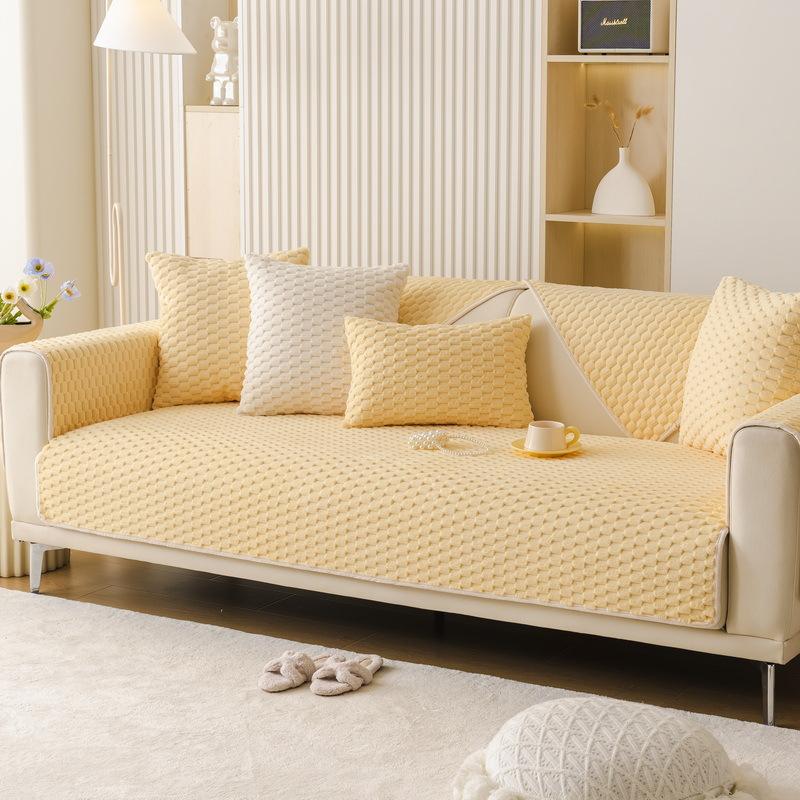 

Необычная пушистая диванная подушка в кремовом стиле, зимняя плюшевая нескользящая тканевая подушка, зимняя подушка 70*70cm