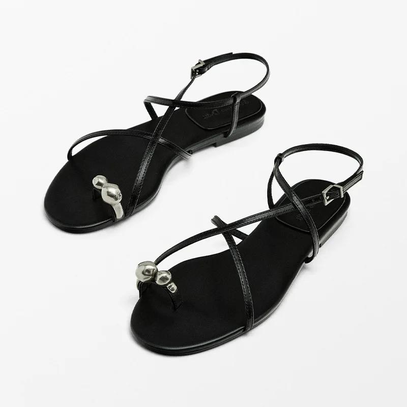 Designer Sexy Open Toe Cross Strap Over Toe Leather Flat Sandals Women Sexy Cross Strap Metal Decorative Summer Flats Slippers