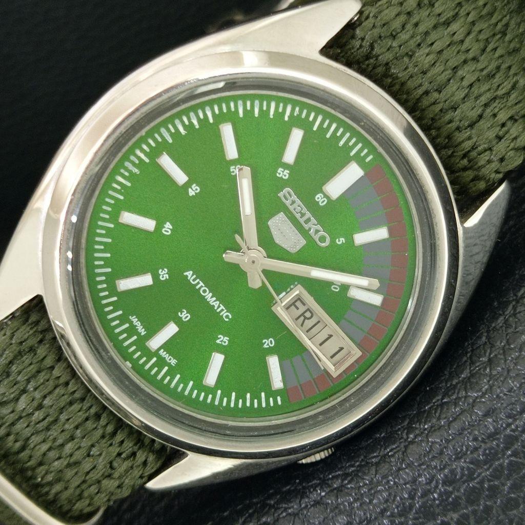 VINTAGE SEIKO 5 AUTOMATIC 7009A JAPAN MENS GREEN COLOR DIAL WATCH a708732-1
