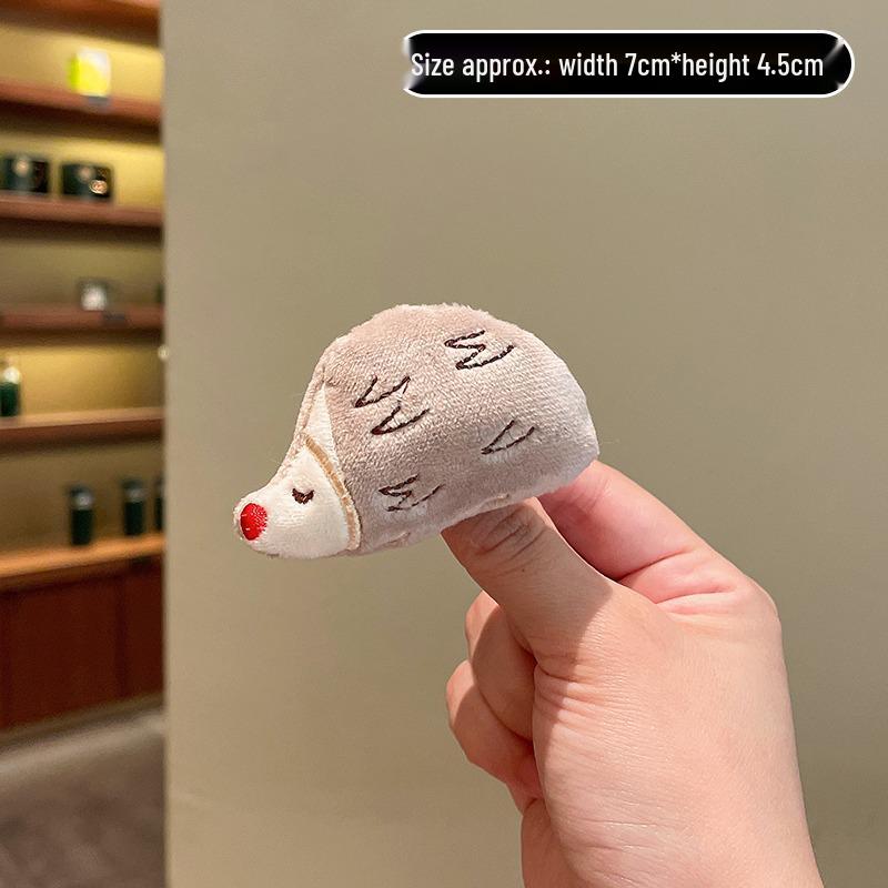 Japanese Kawaii Sunflower Panda Plush Brooch - Adorable Pin for Clothes, Bags, and Accessories.