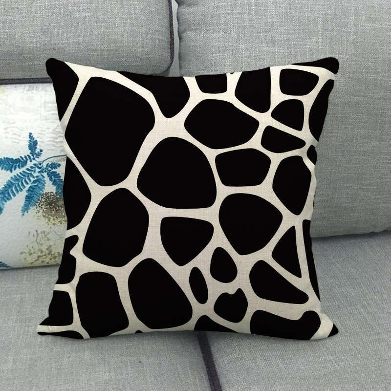 Black And White Leopard Print Spots Digital Printing Short Plush Pillow Covers For Car Sofa Office Cushion Cover Home Goods