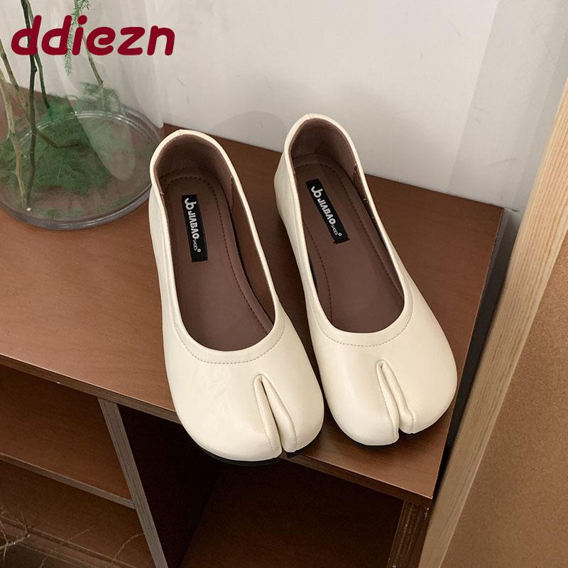 Fashion Fashion Strange Toe Ladies Shallow Shoes With Height Increasing Female Soft Footwear Women Flats Slip On Shoes