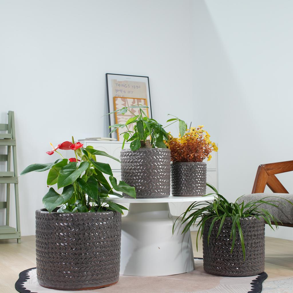 Smaller Single Ceramic Plant Pot diameter 24.5 cm, Glossy Grey with Herringbone Relief