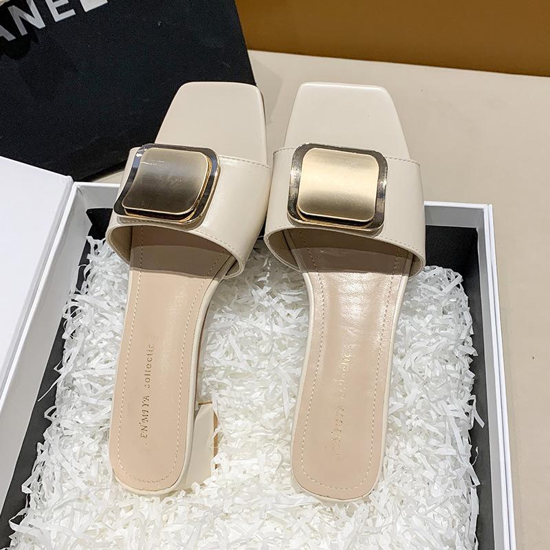 High Heels Outer Wear 2025 Summer New Korean Version Fashion Versatile Thick Heel One-word Drag Temperament French Small Heels Medium Heel