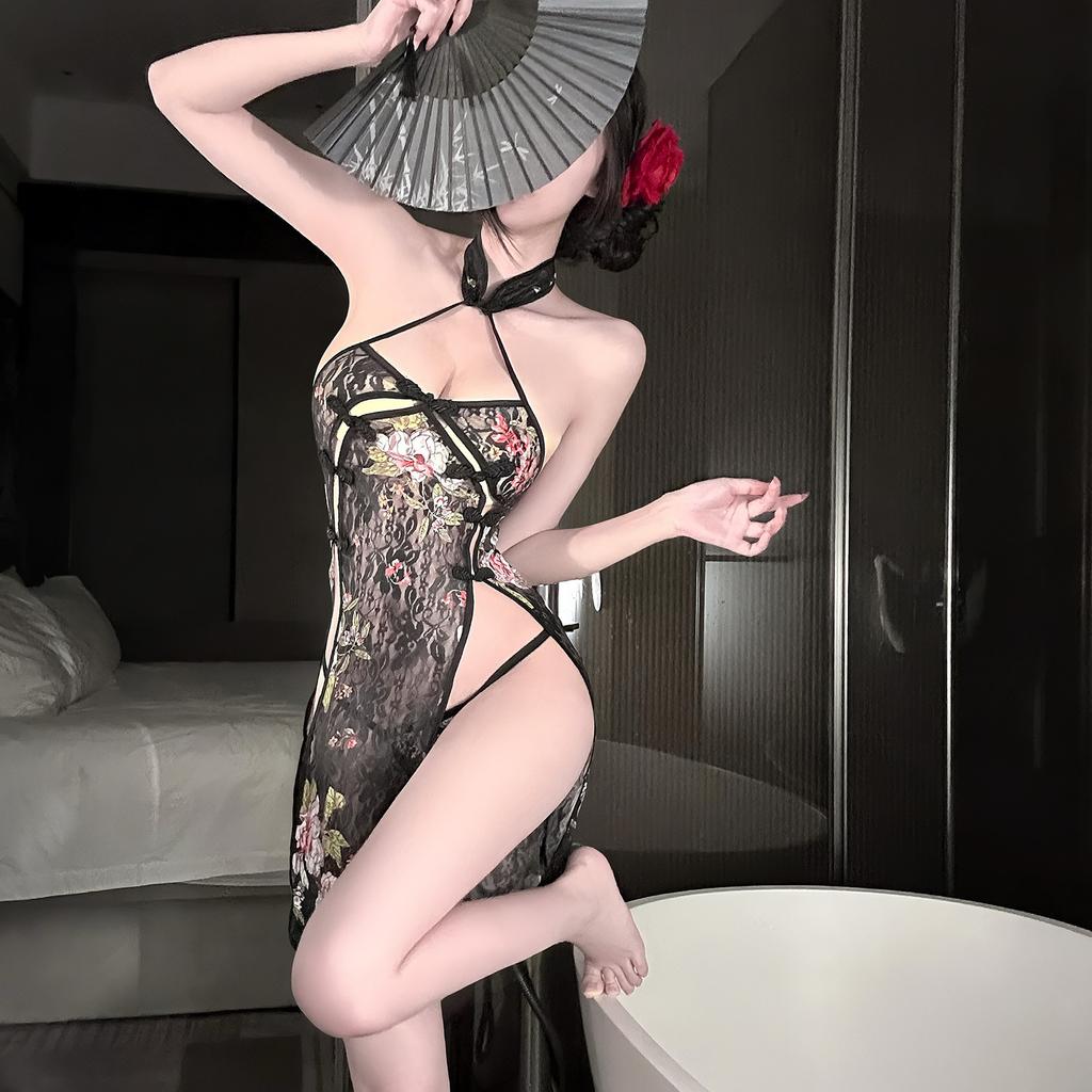 Sexy Underwear, Sexy Black Embroidery Halter Strap, Lace Split End Charm, Antique Breast-exposed Temptation Cheongsam