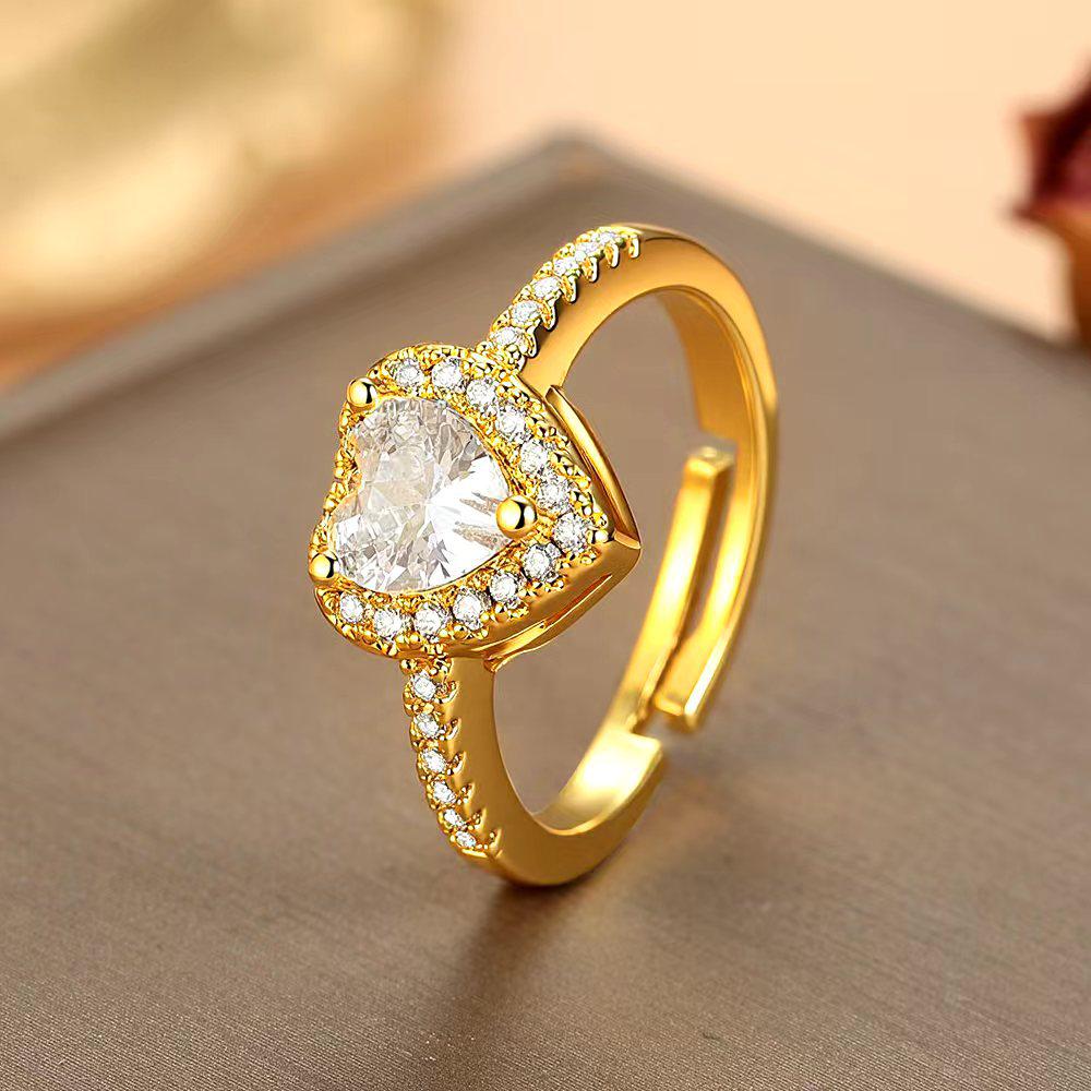 One Carat Heart Moissanite Pink Diamond Ring for Women - Fashionable, Versatile Jewelry.