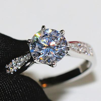 Anel Clássico Seis Garras Banhado a Ouro Branco Zircônia Anel Feminino Joias de Luxo Estilo Europeu